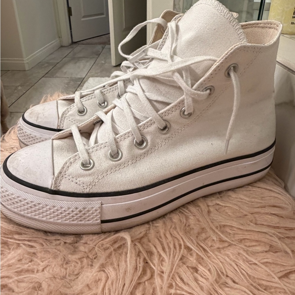 Converse Women’s White High-Top Sneakers, platform. Size 8.5 US. Worn 3-4 times.